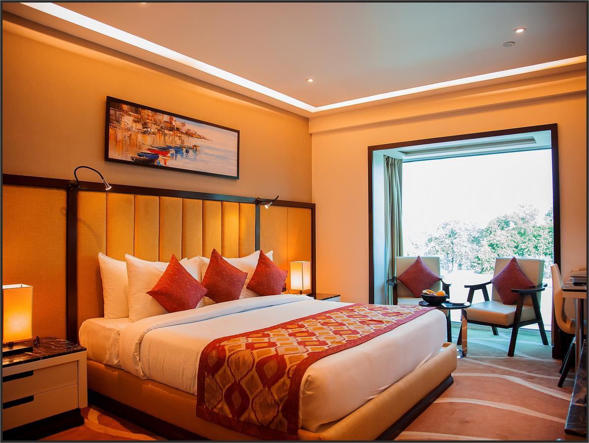 Radisson Lucknow City Center Eksteriør bilde