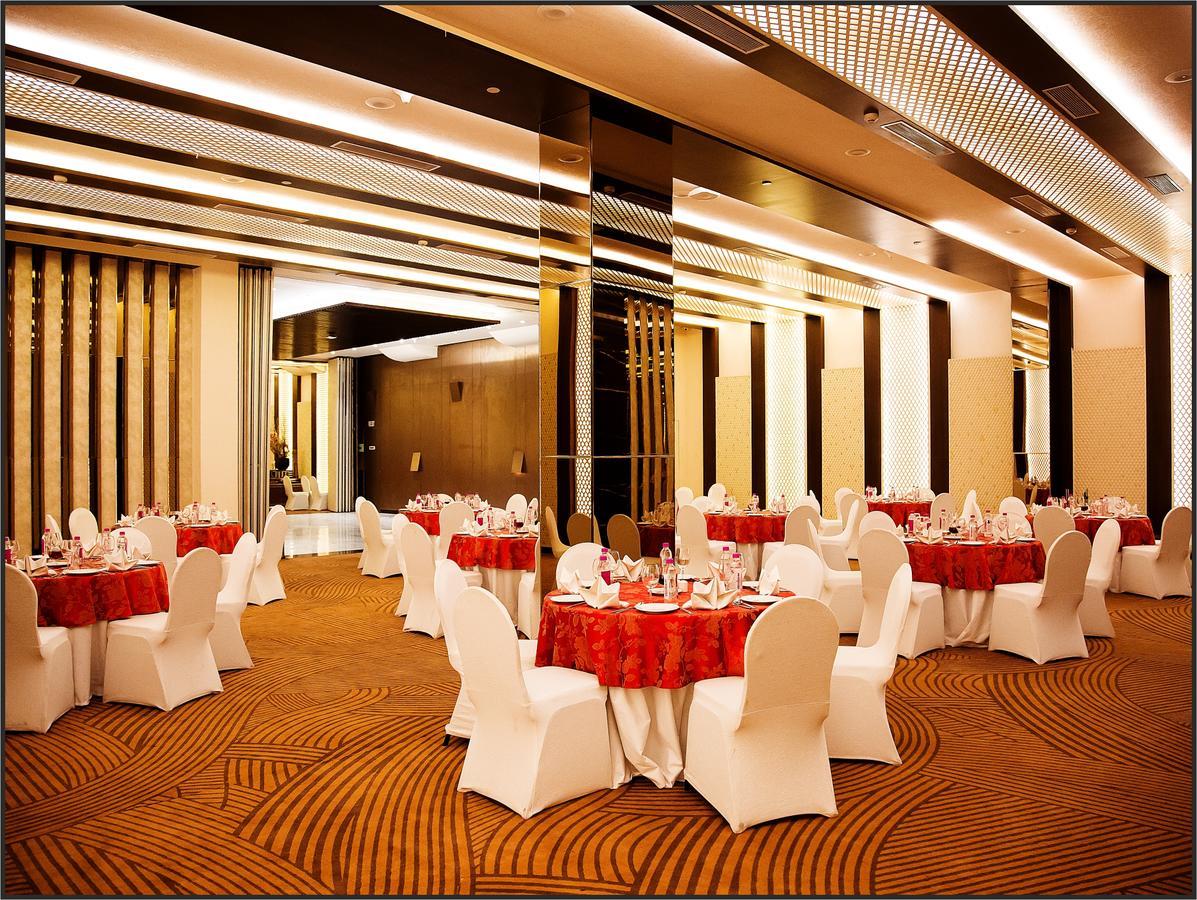 Radisson Lucknow City Center Eksteriør bilde